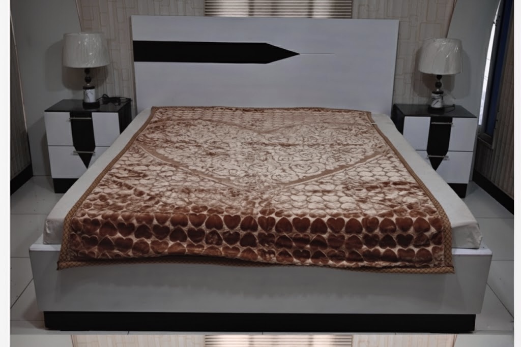 INM Stylish Blankets- Inam Carpets
