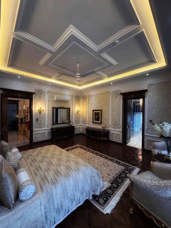 INM Stylish Contemporary Interior Decoration Line