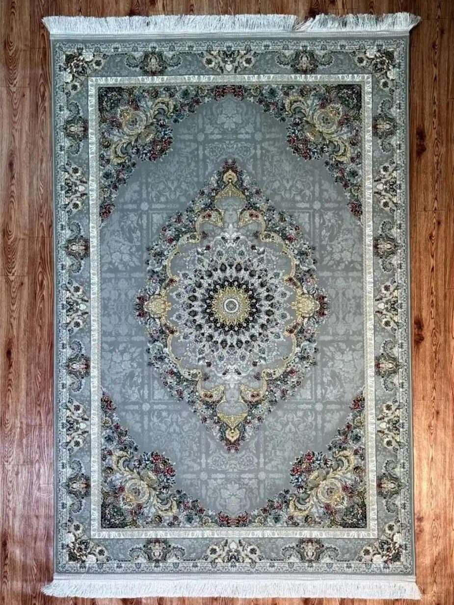 Antique Gold Burgundy Cream