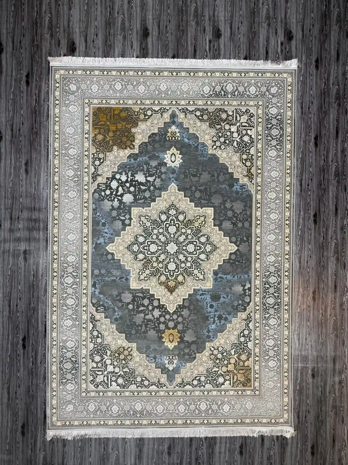 The Sage Medallion Forest Green & Pewter